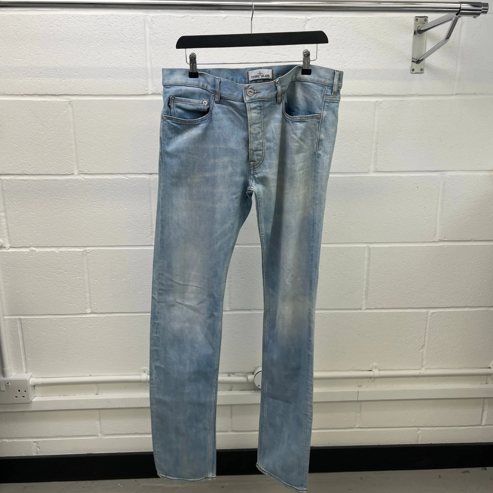Men's Applique Logo Jeans Blue Size Waist 34" - Image 10