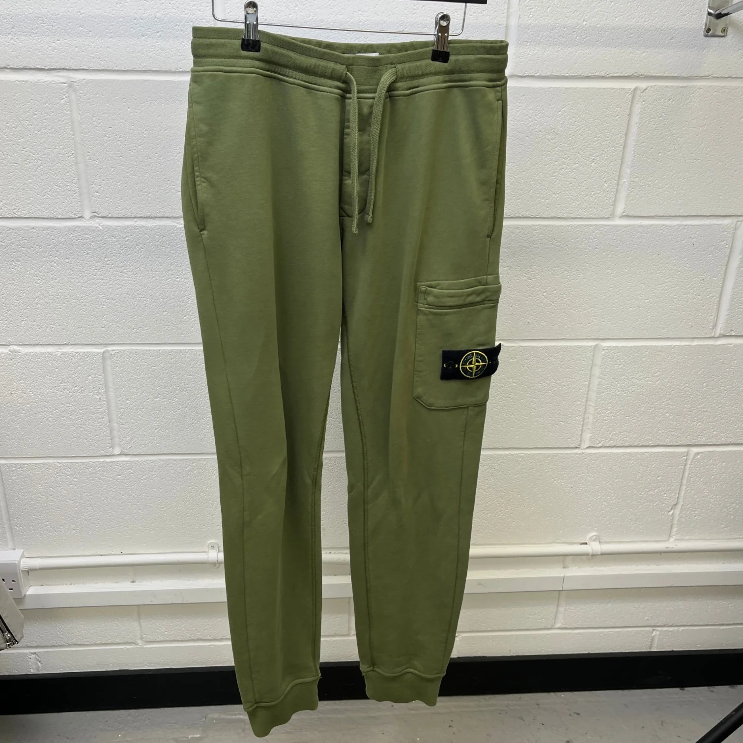 Men's Applique Logo Joggers Green Size M - Image 9
