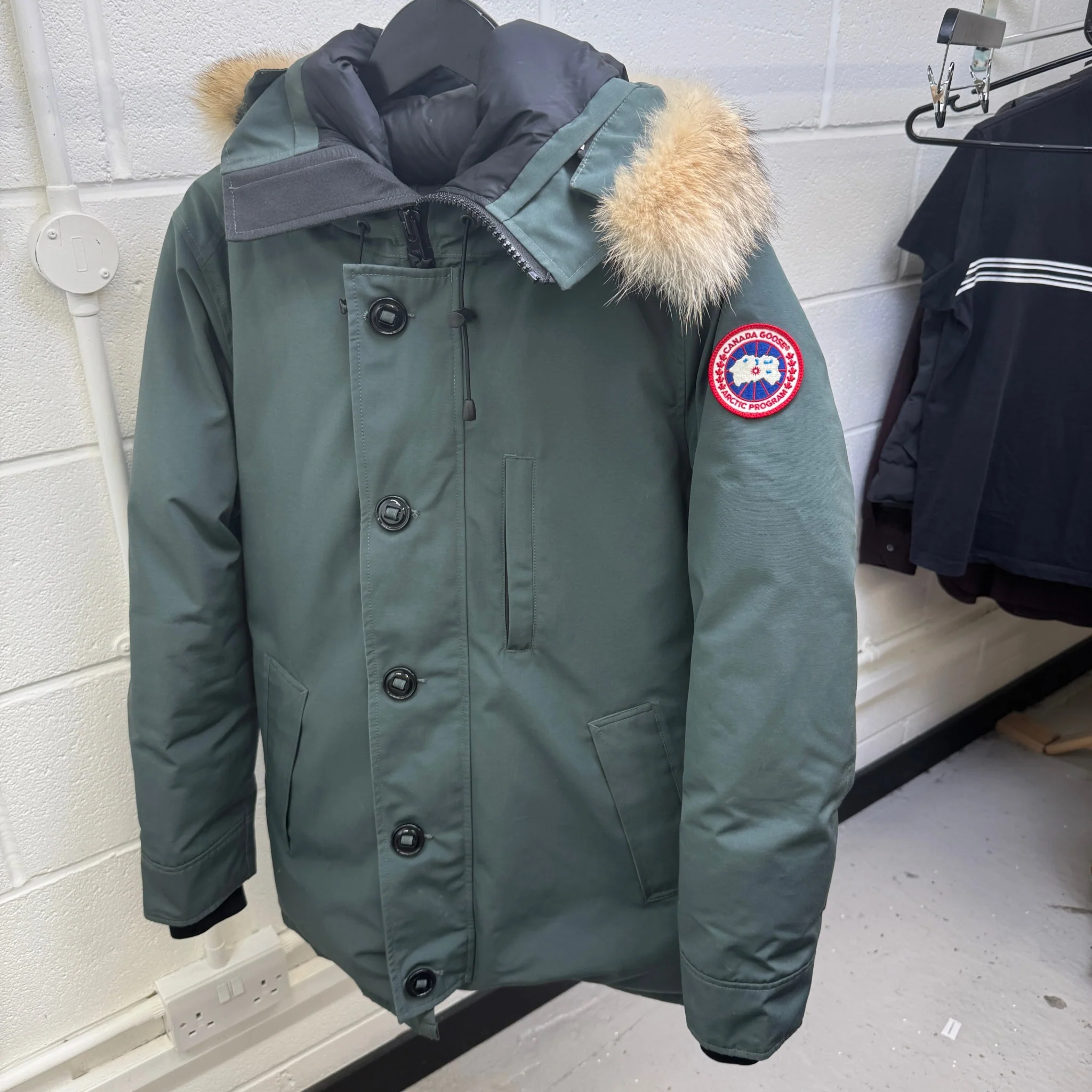 Men's Chateau Parka Down Jacket Green Size S - Image 7