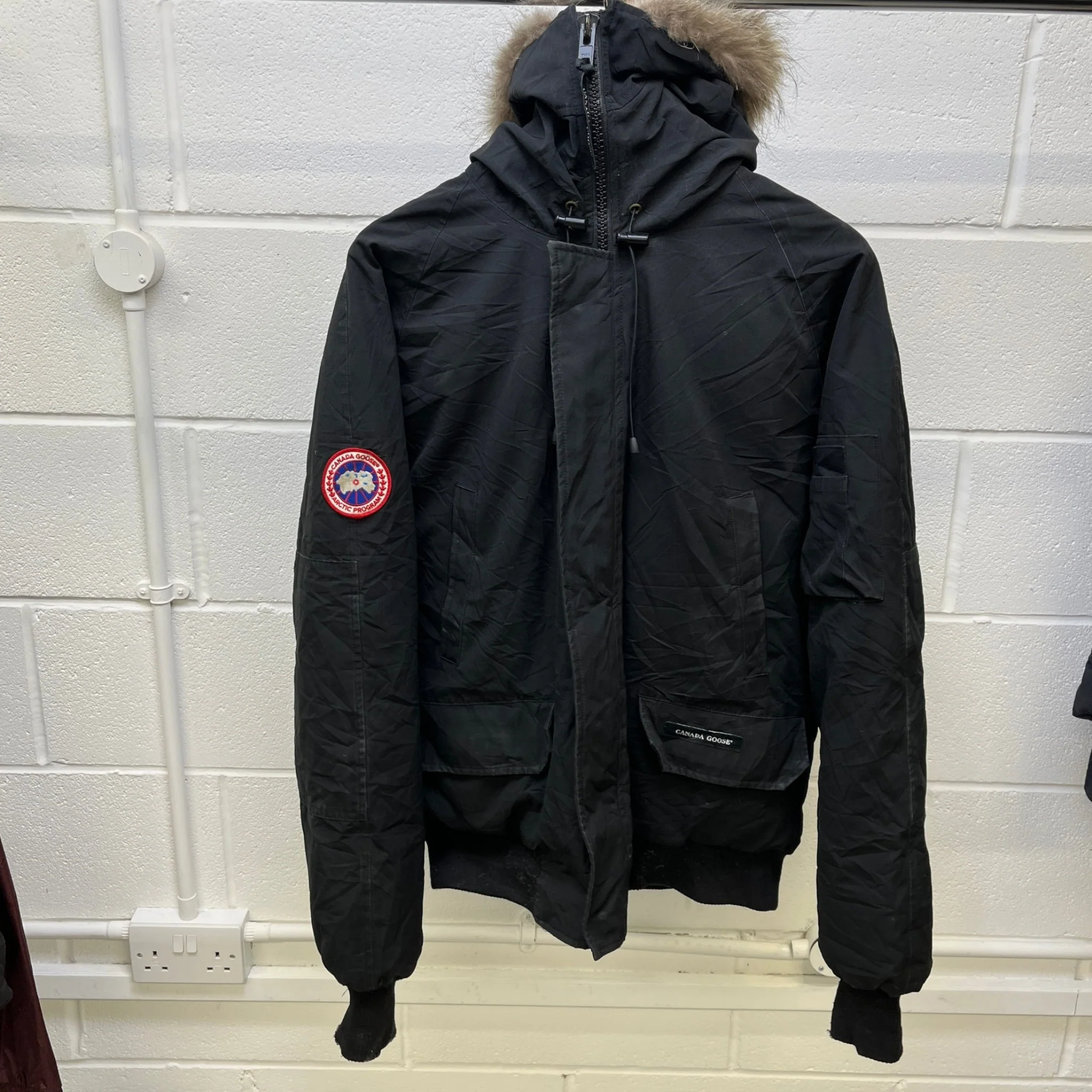 Men's Chilliwack Bomber Down Jacket Black Size L - Image 9