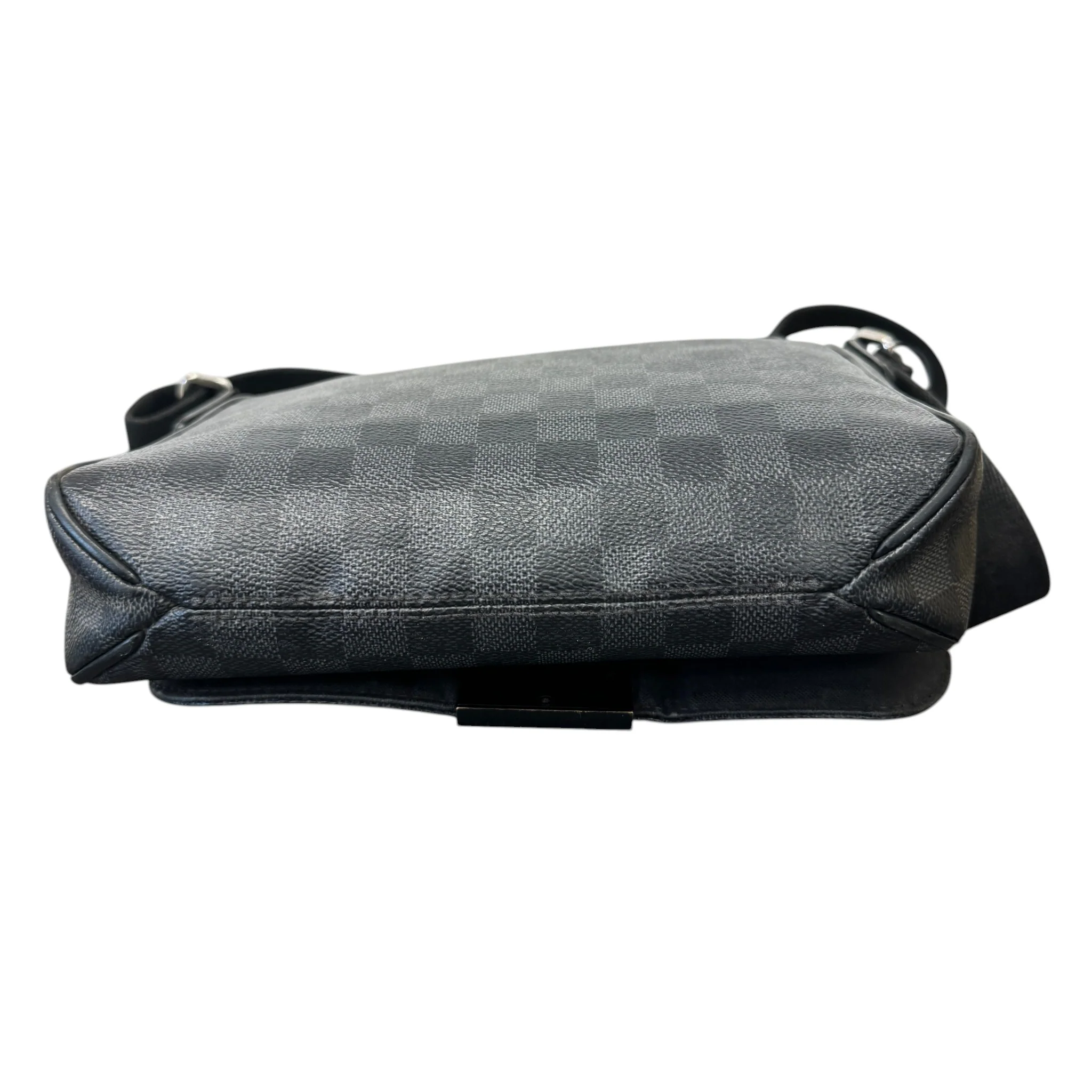 Men's Damier Graphite District Pm Messenger Bag Black - Image 8