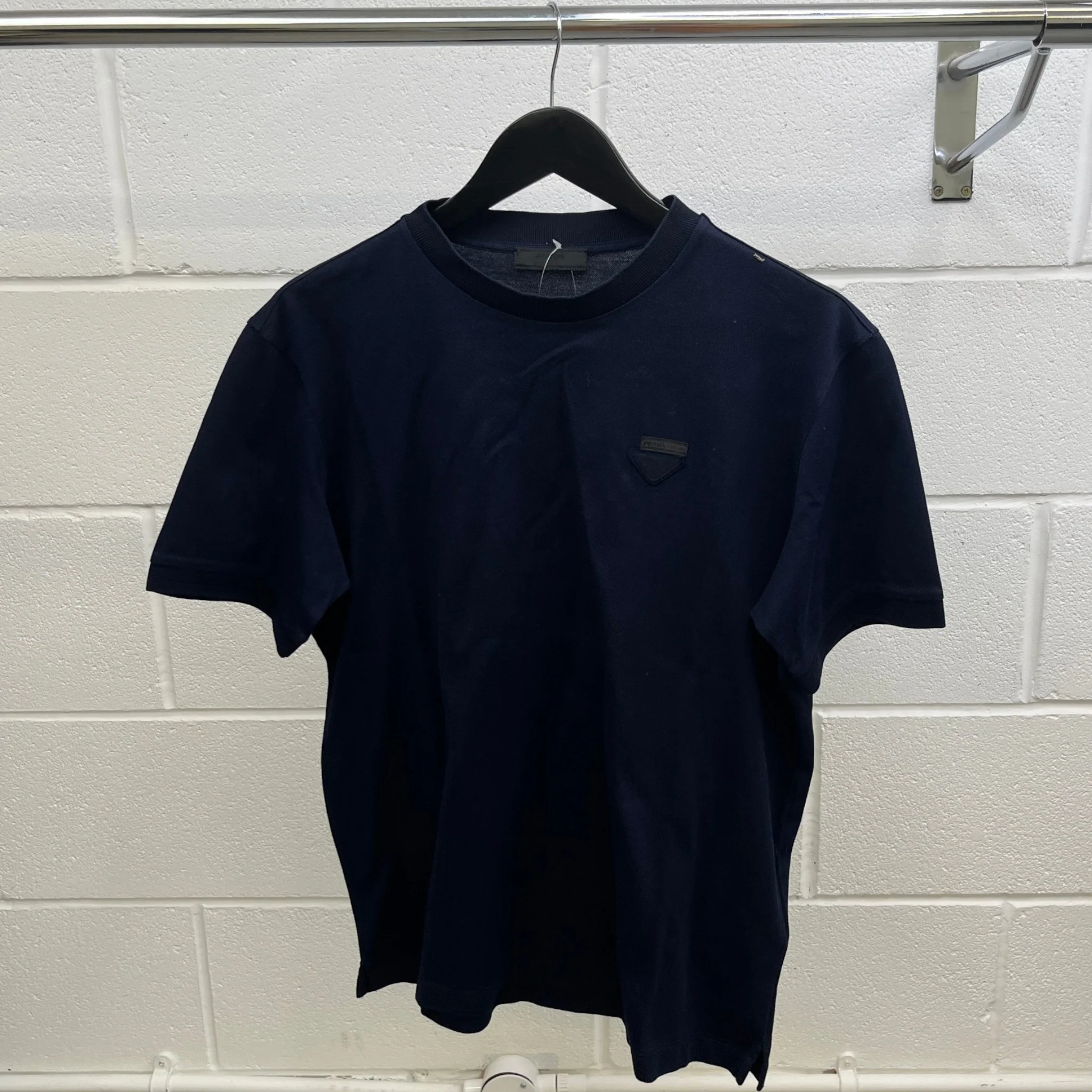 Men's Embroidered Logo T-Shirt Navy Size XL - Image 8