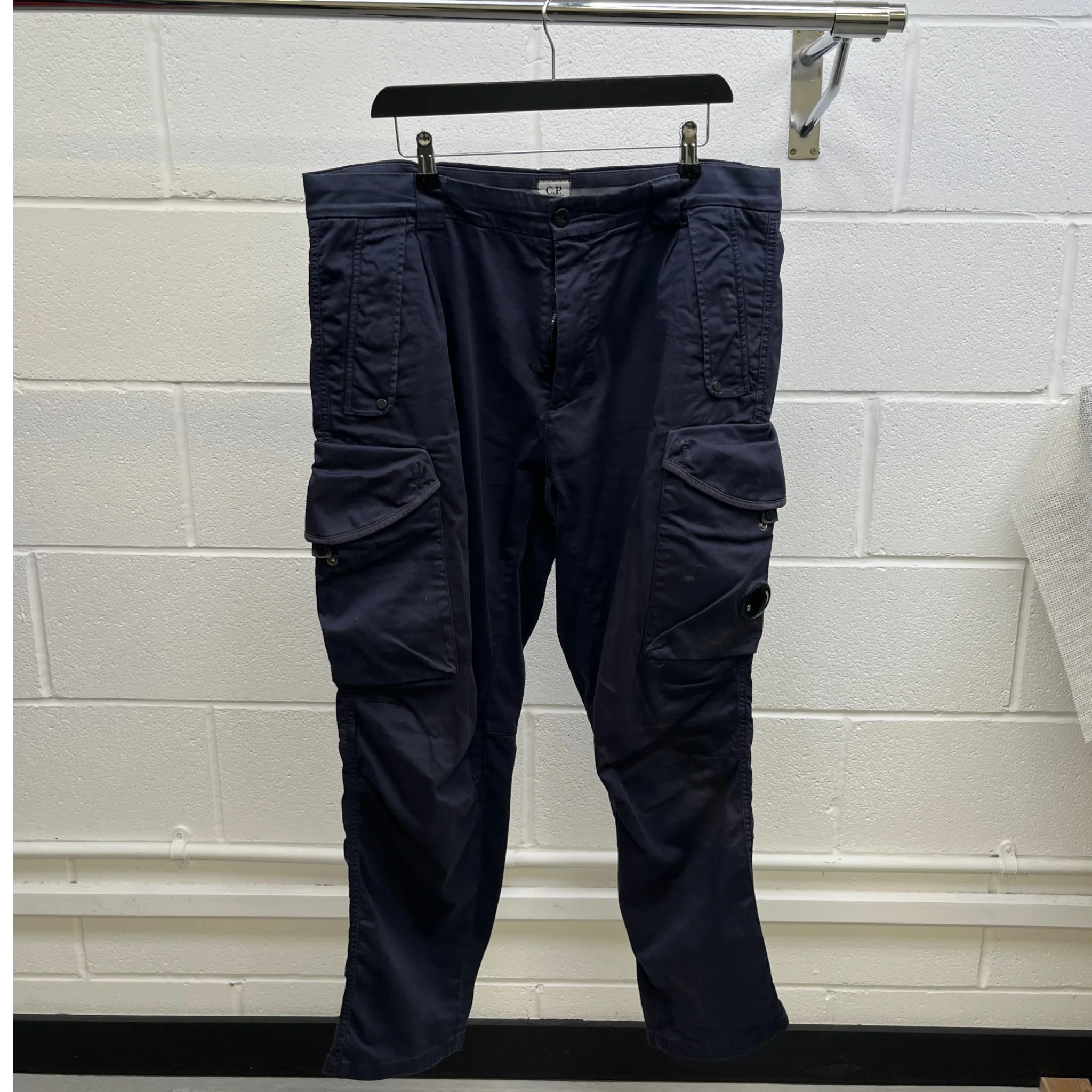 Men's Lens Pocket Cargos Navy Size IT 52 / UK 36 - Image 9