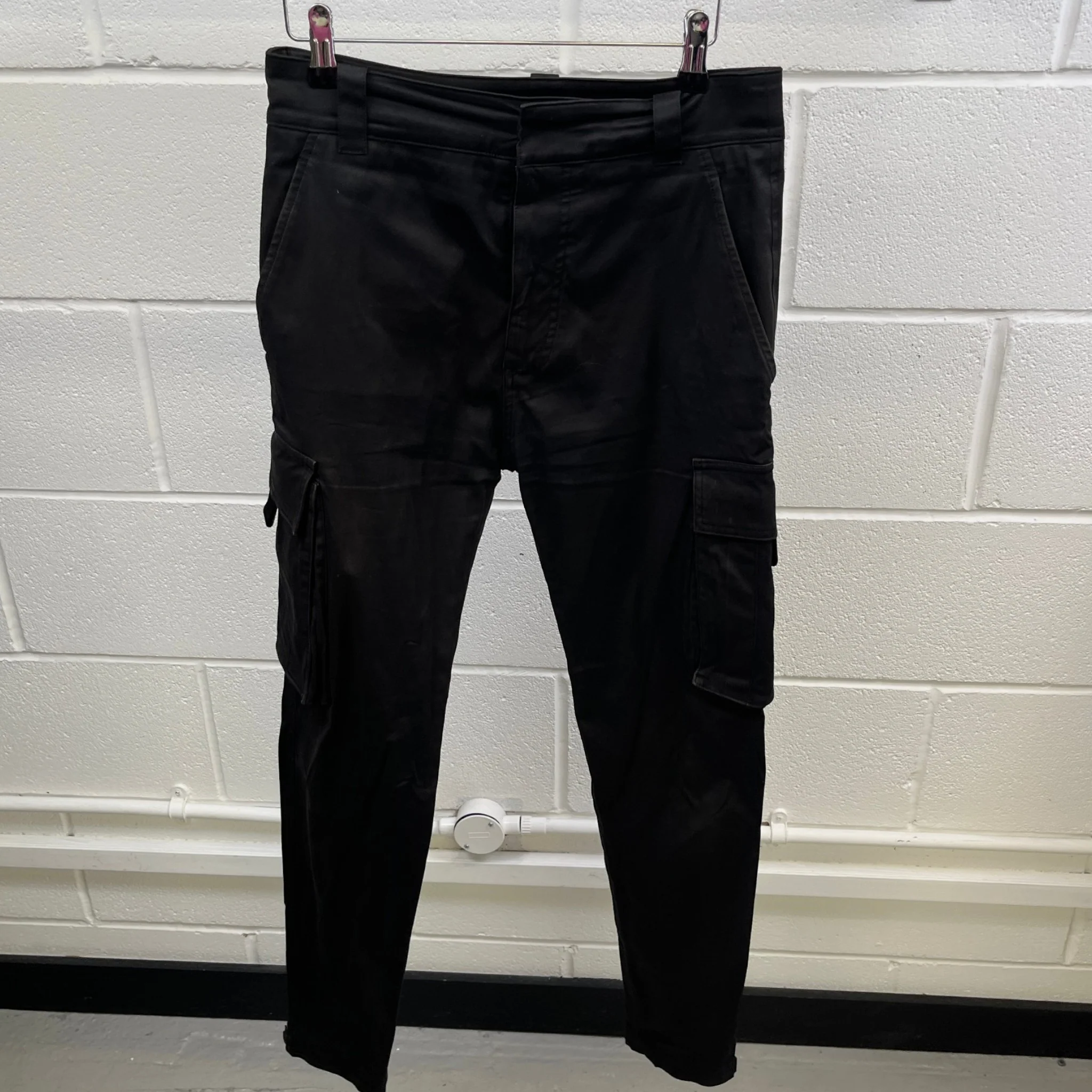 Men's Logo Cargos Black Size XS - Image 9