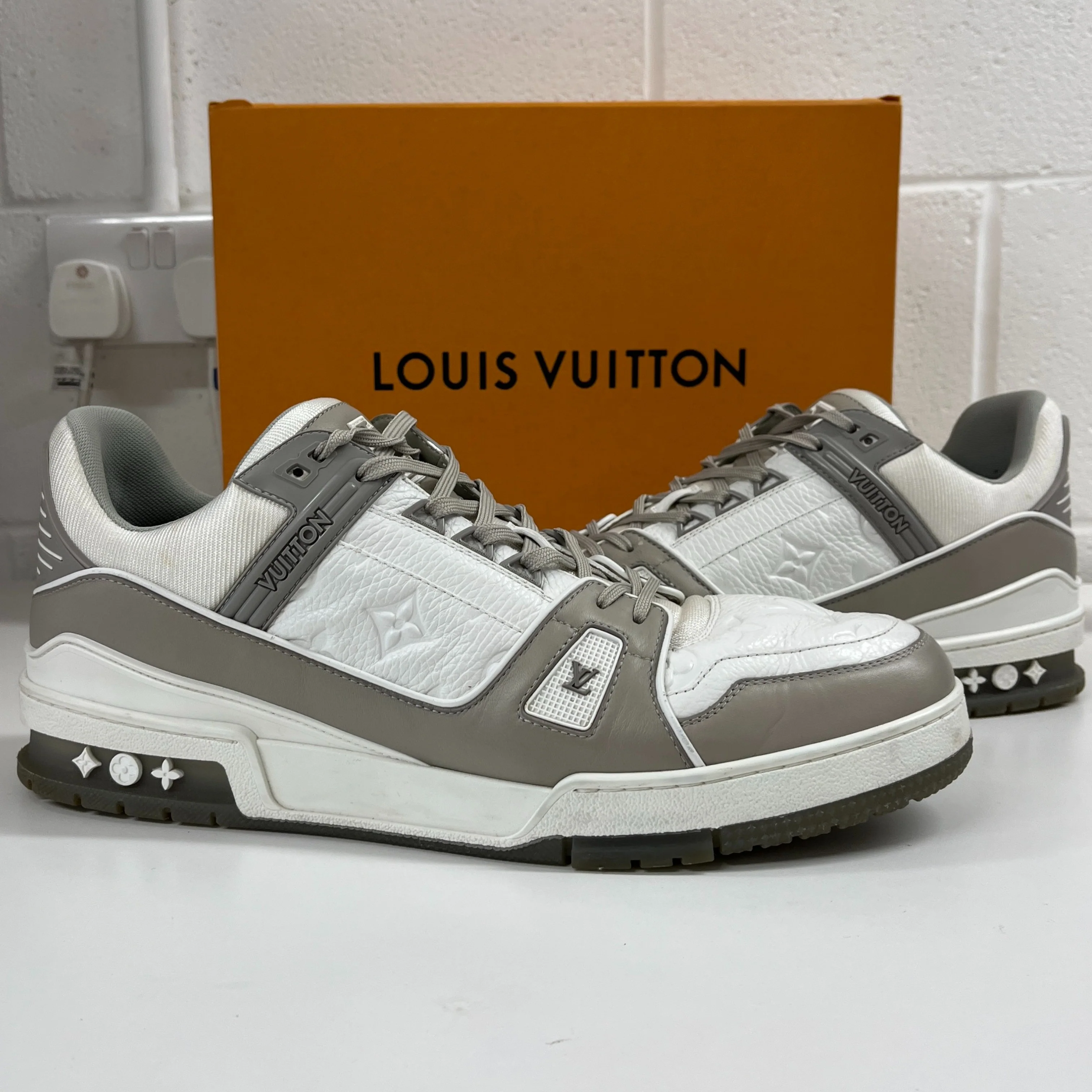 Men's Lv Low Trainers Grey Size EU 45 / UK 11 - Image 12