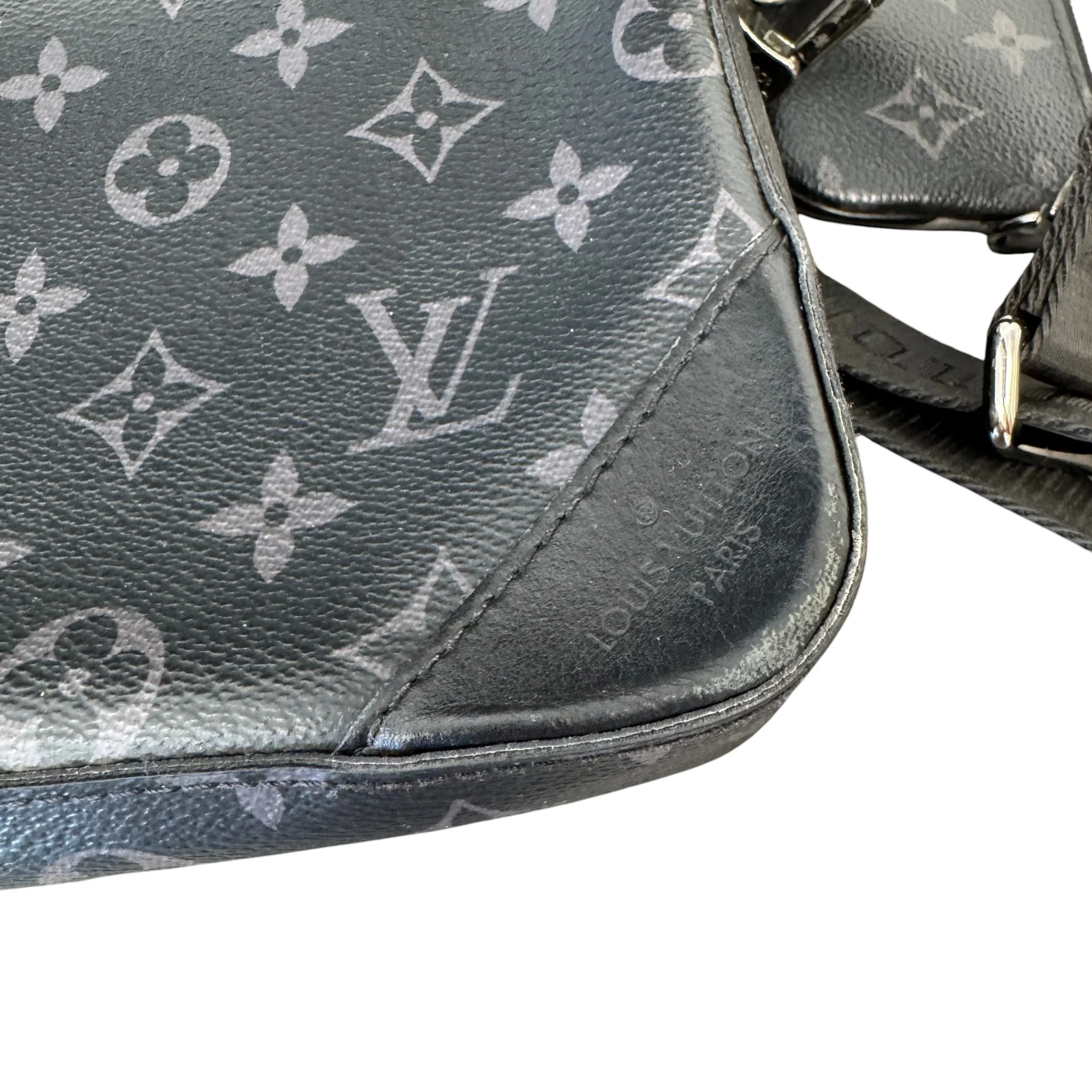 Men's Monogram Eclipse Trio Messenger Bag Black - Image 7