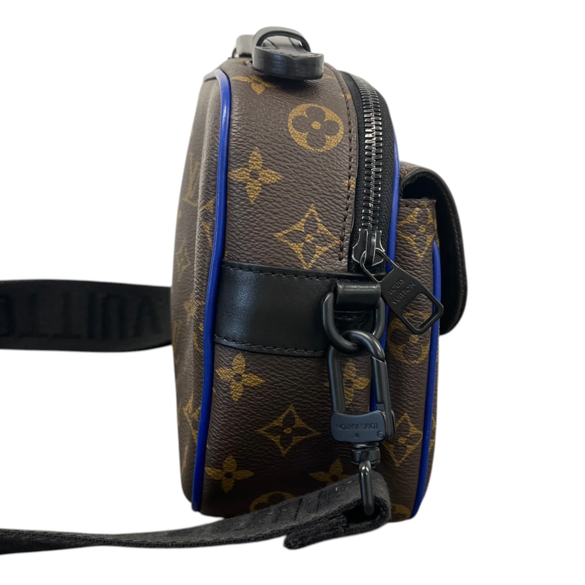Men's Monogram  S-Lock Messenger Bag Brown - Image 6