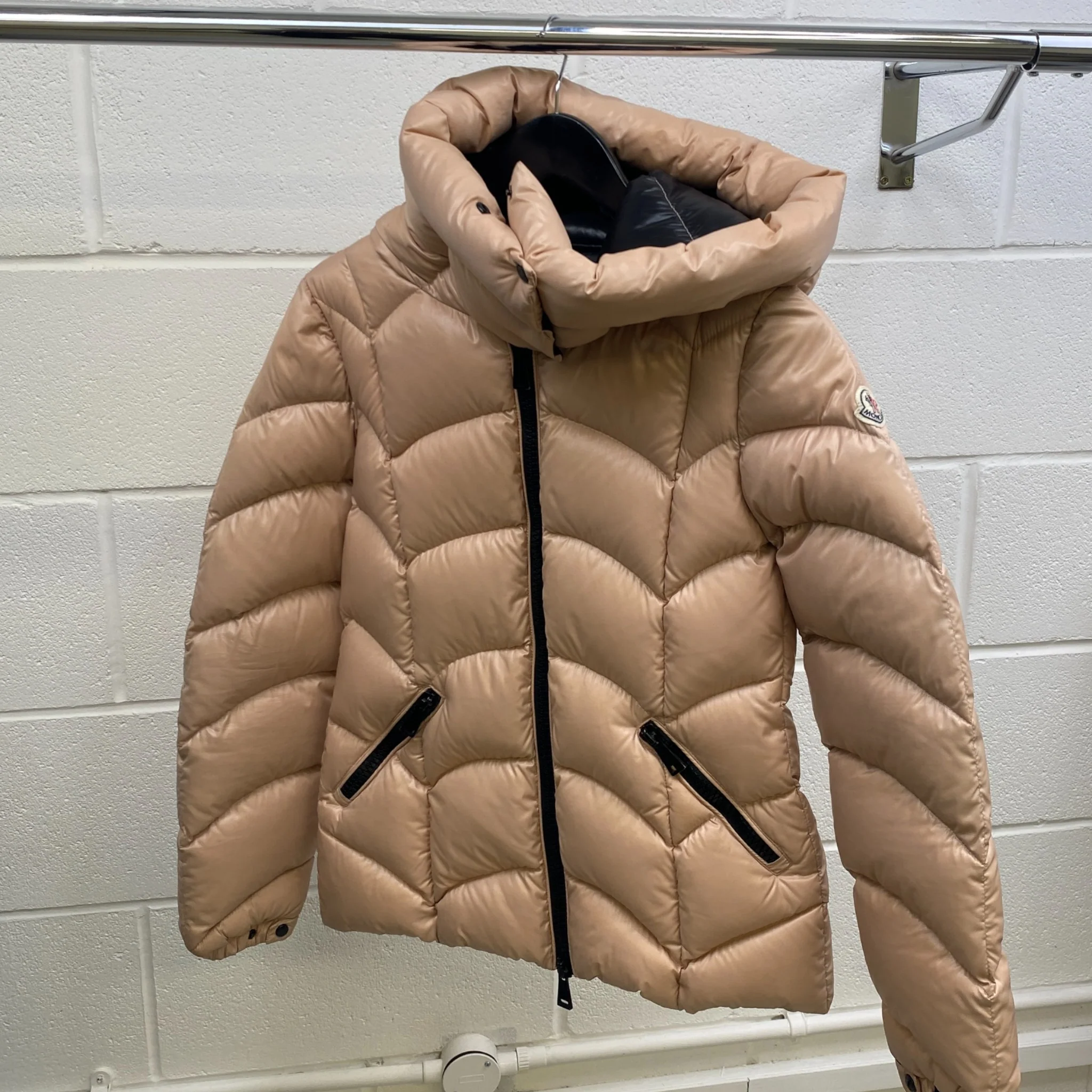 Women's Akebia Down Jacket Pink Size 3 / UK 14 - Image 9