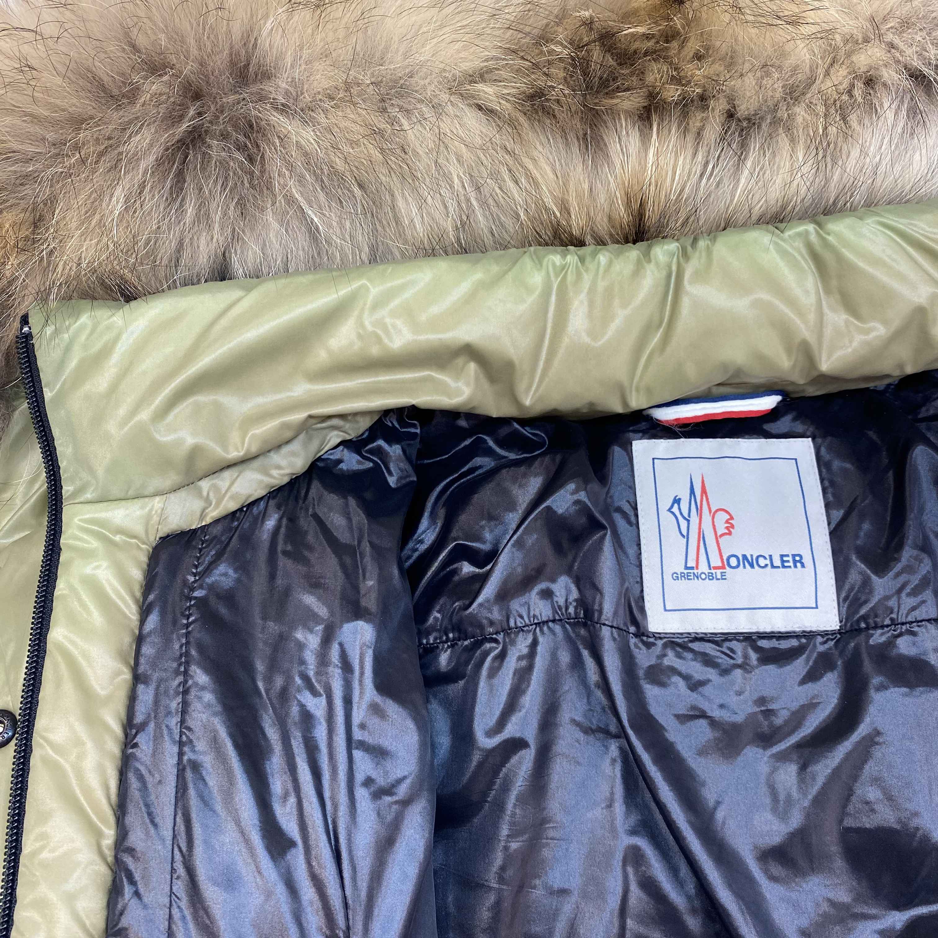 Women's Bever Down Jacket Gold Size 3 / UK 14 - Image 12