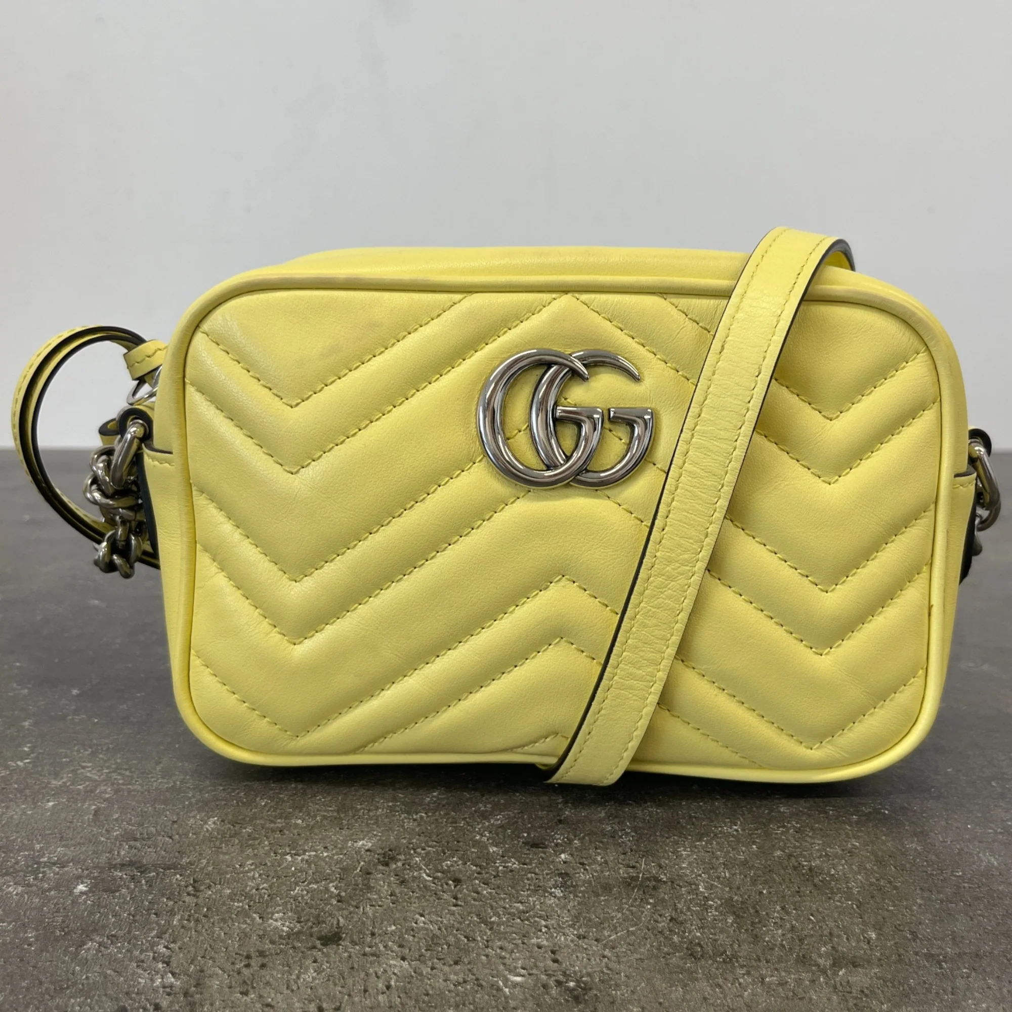 Women's Gg Marmont Crossbody Bag Yellow - Image 12