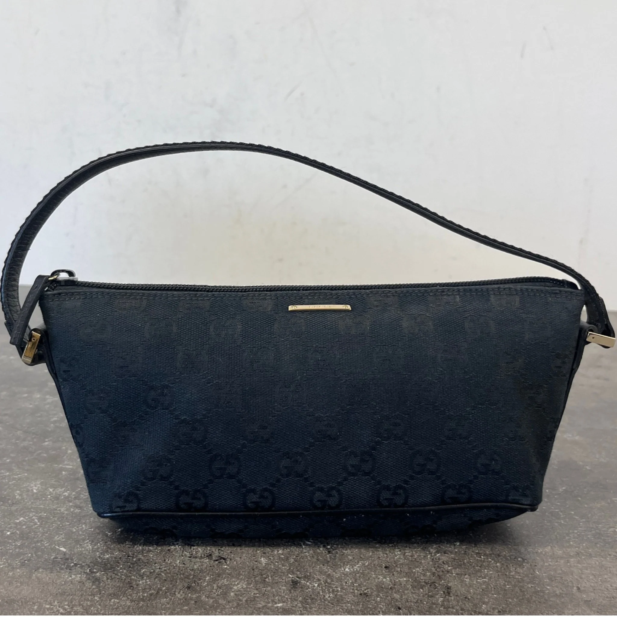 Women's Gg Monogram Boat Pochette Handbag Black - Image 12