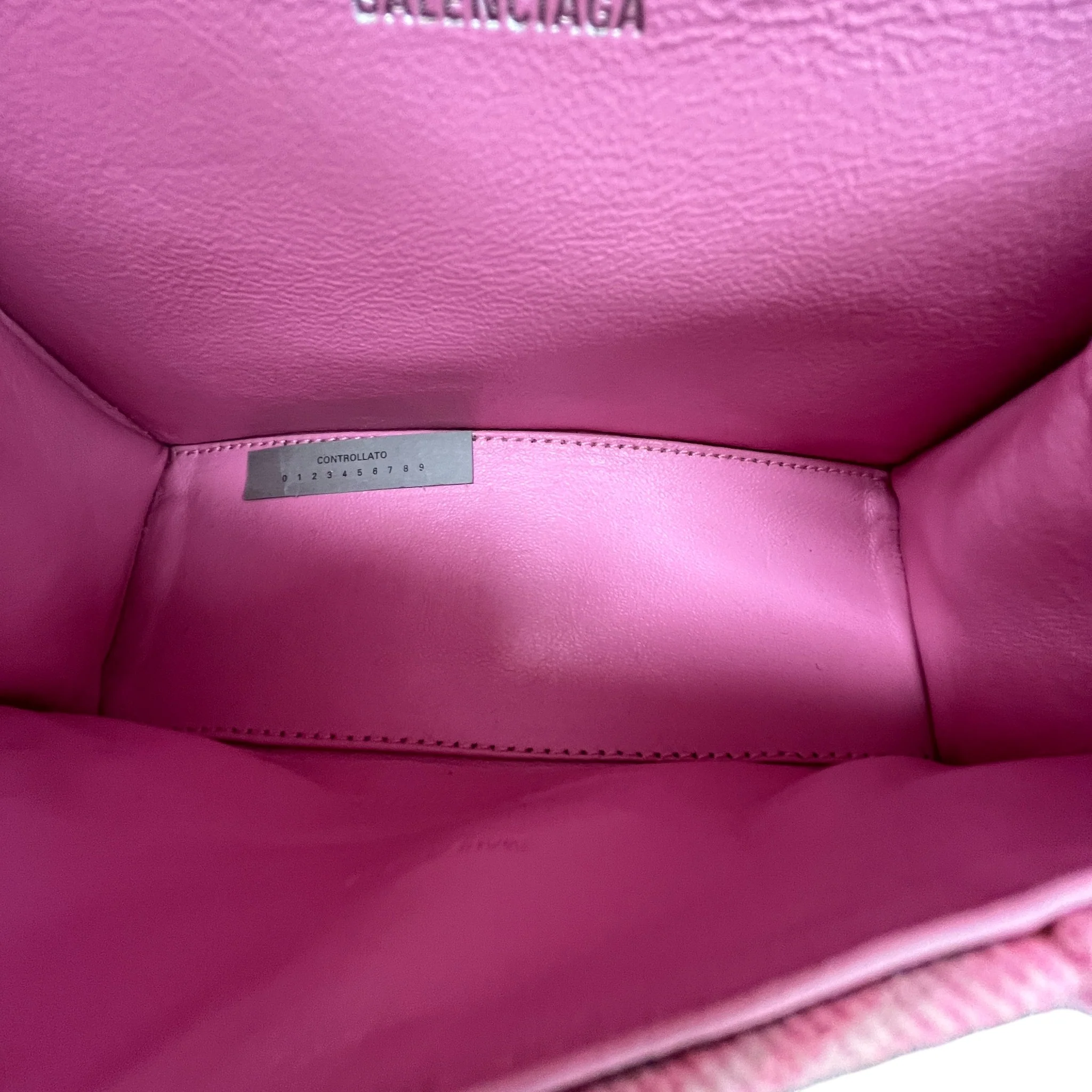 Women's Hourglass Xs Bag Pink - Image 12