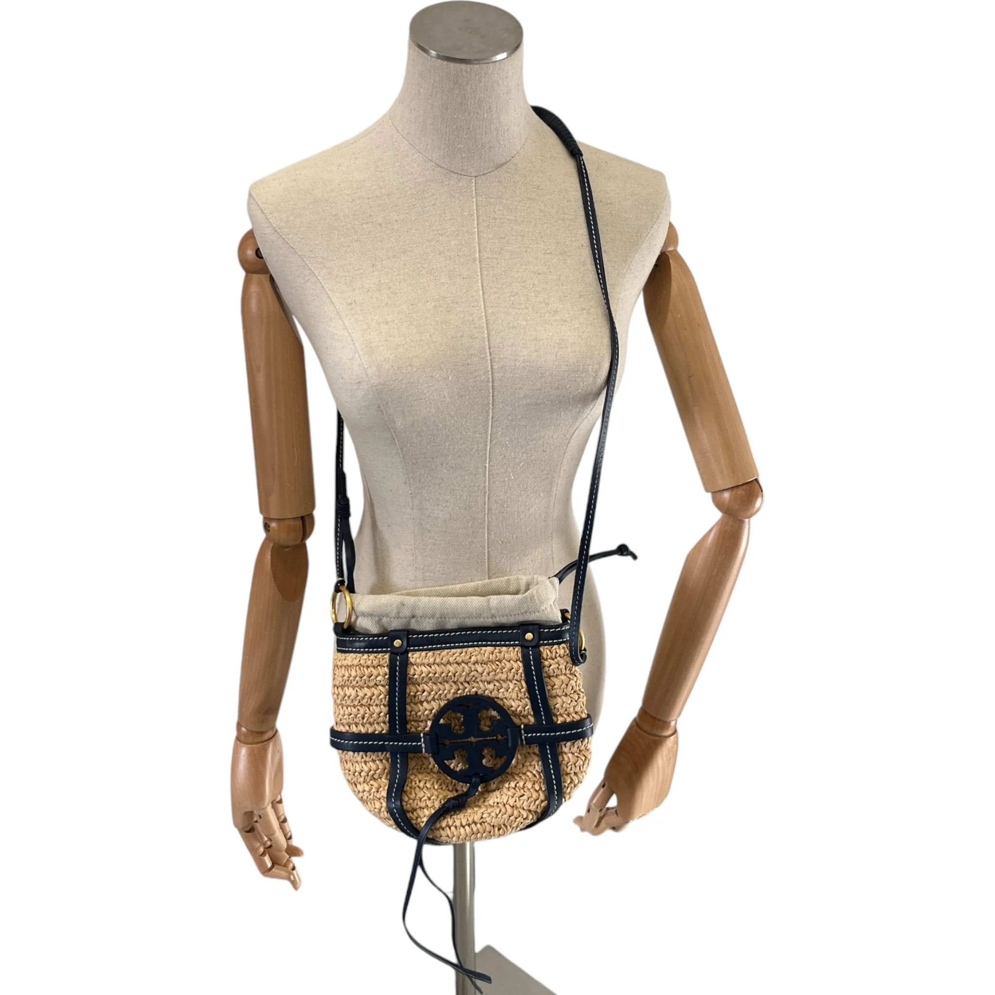 Women's Miller Straw Bucket Bag Beige - Image 2