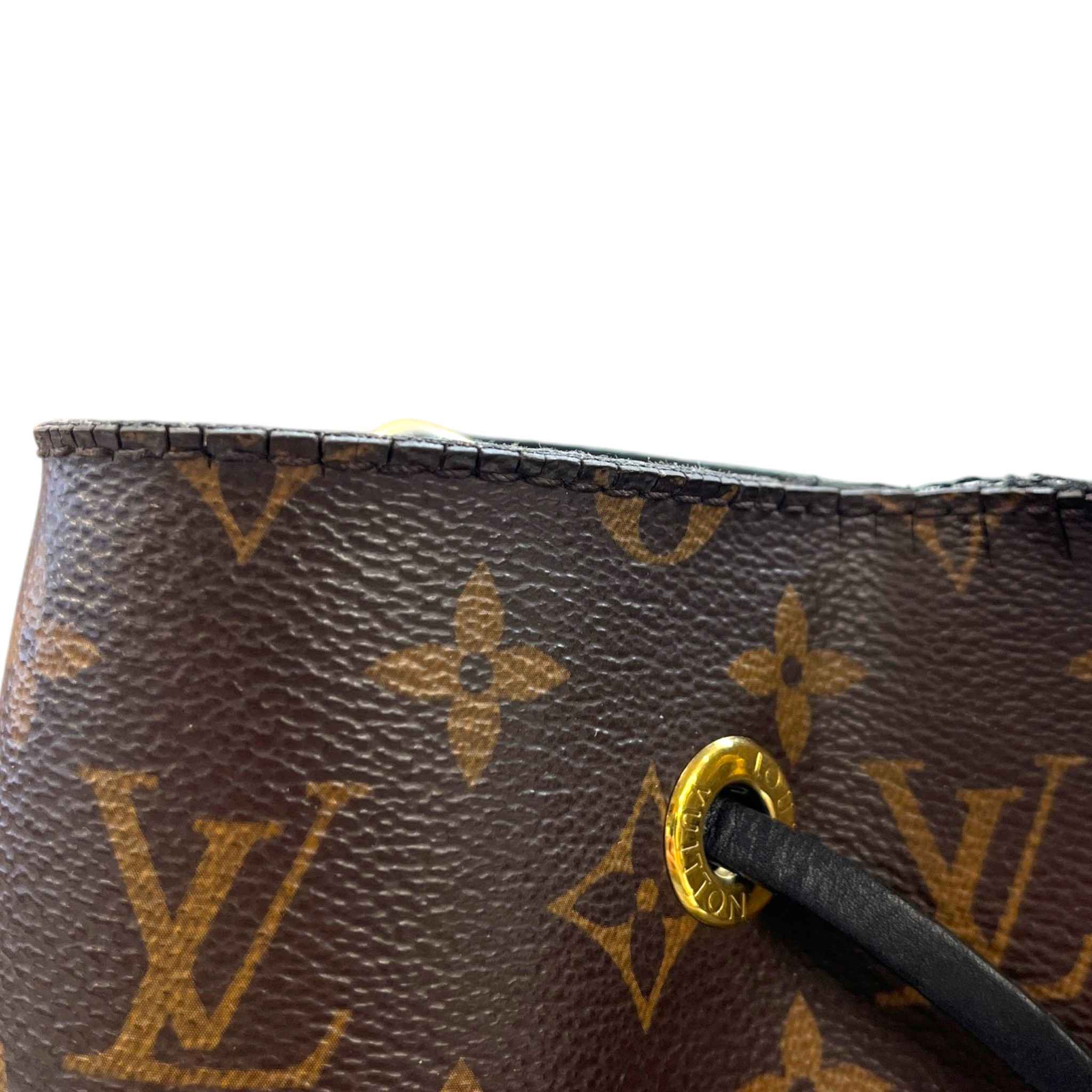 Women's Monogram Néonoé Bucket Bag Brown - Image 12