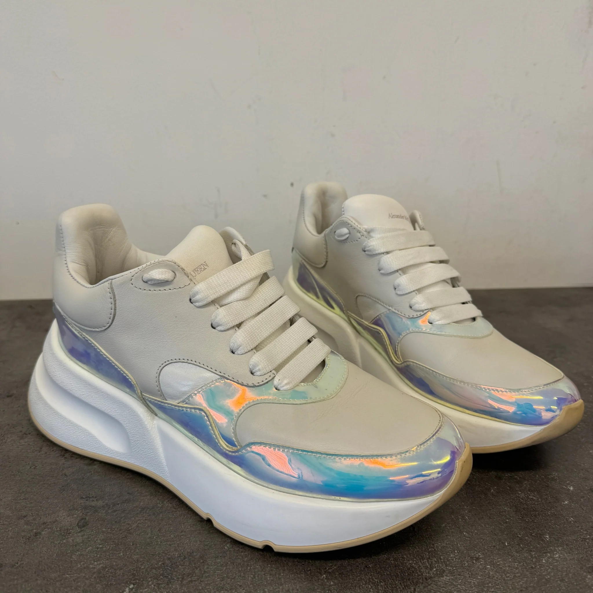 Women's Oversized Runner Low Trainers White Size EU 39 / UK 6 - Image 13