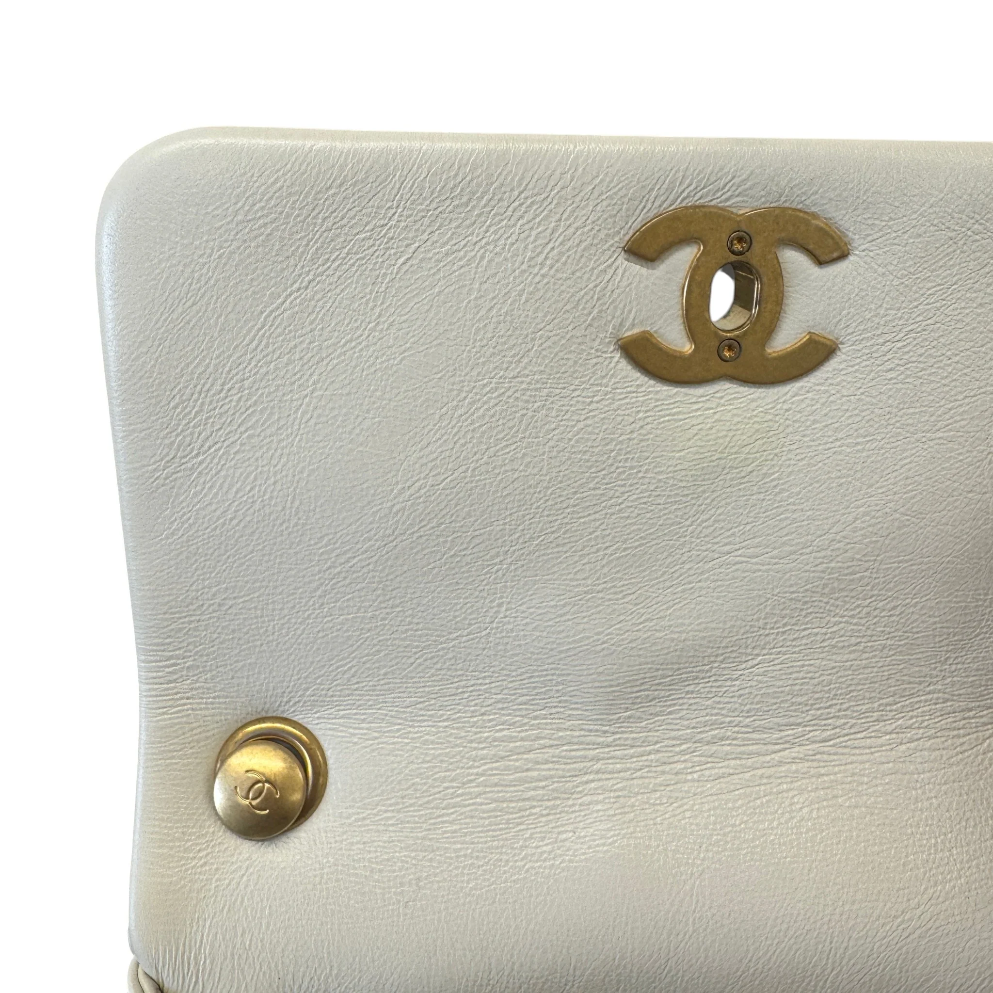 Women's Pearl Side Flap Bag White - Image 9