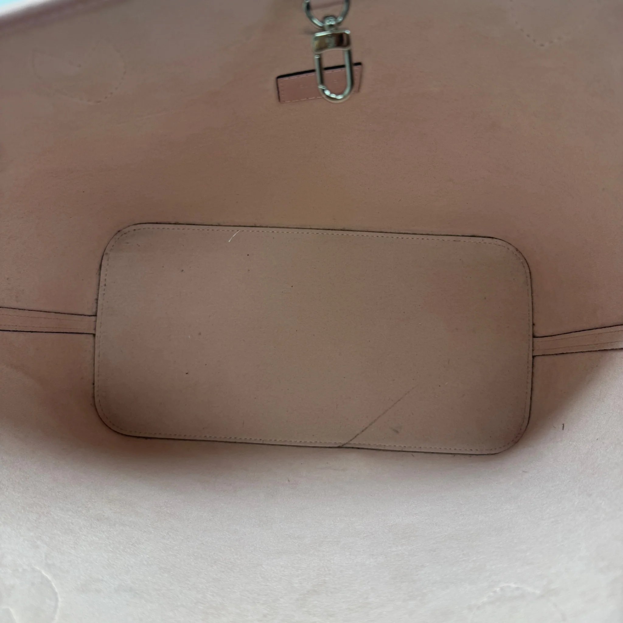 Women's Rose Ballerine Epi Neverfull Mm Bag Pink - Image 9
