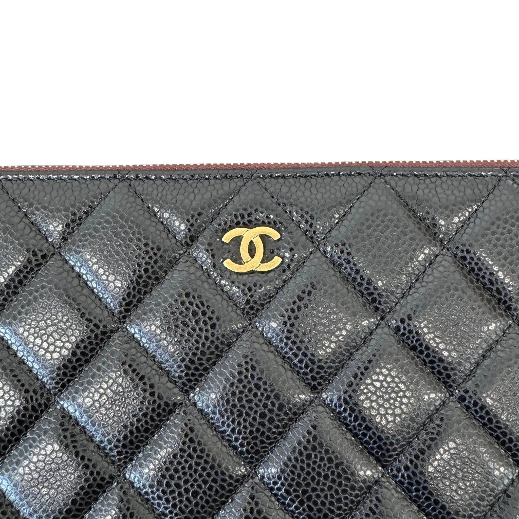 Women's Timeless/Classique Caviar Quilted Clutch Black - Image 3