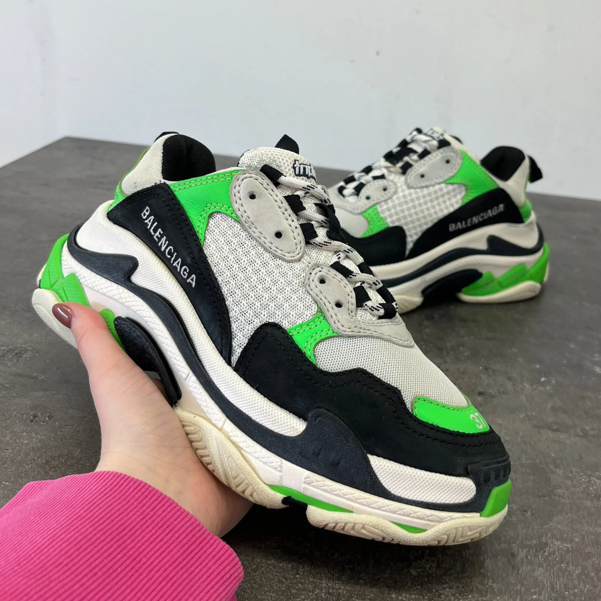 Women's Triple S Low Trainers White Size EU 37 / UK 4 - Image 12